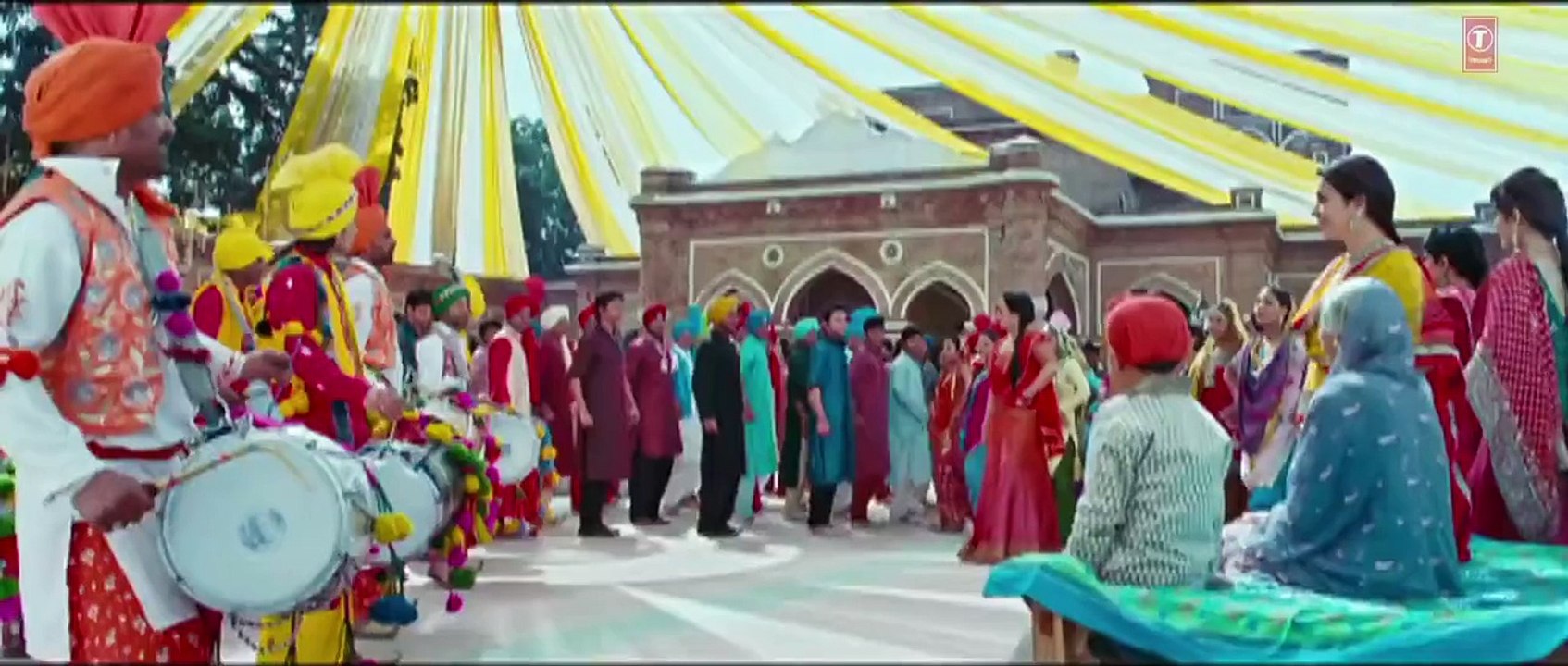 Tu Kamaal Di Full Video Song Son Of Sardaar _ Ajay Devgn, Sonakshi Sinha, Sanjay Dutt-E2C0dzbF2iw-www.WhatsApp8.CoM