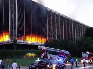 20-08-2015 Incendio a Torino - Palazzo del Lavoro