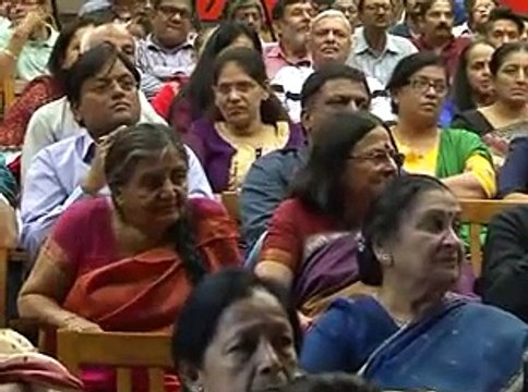 Ahmedabad 'Tali Ma Kanku Verayu' CD launched by Gujarat CM & Asha Bhosle