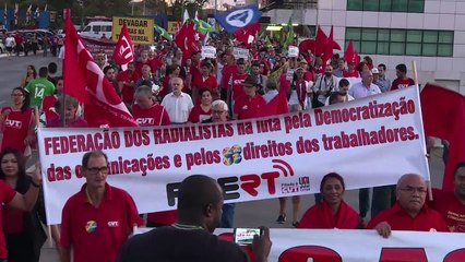 Marcha a favor de Rousseff en Brasil