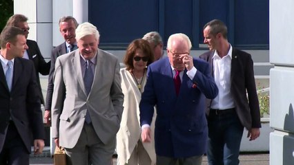Jean-Marie Le Pen é afastado da Frente Nacional