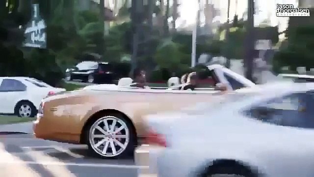2014 DRAG RACE Gold Rolls Royce causes a car to crash