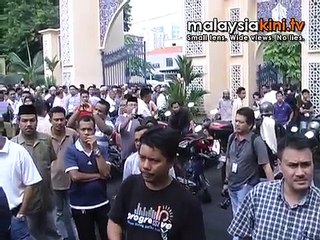 Utusan dibakar di seluruh negara