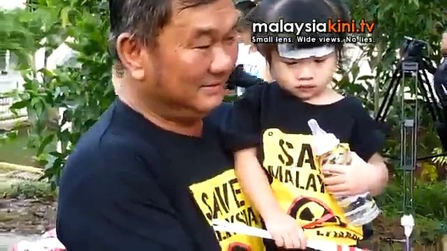 Kuantan anti-Lynas walk draws 1,000