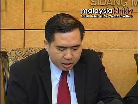 Yen Yen gets a 'pat on the back' from DAP