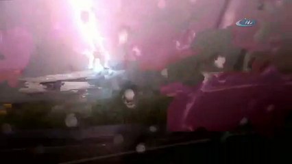 Yıldırım uçağa böyle düştü