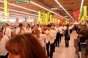 Flash mob Auchan Noyelles Godault
