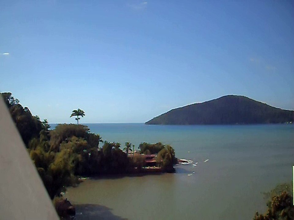 Nas praias de Ubatuba, em busca da vida, da felicidade,  da Natureza, dos mares, ,,,