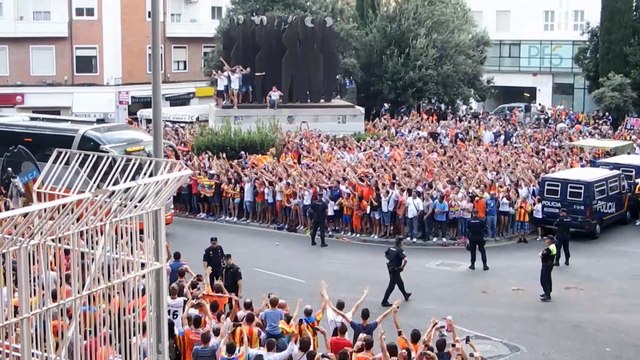 Valence - Monaco : en immersion dans le volcan de Mestalla