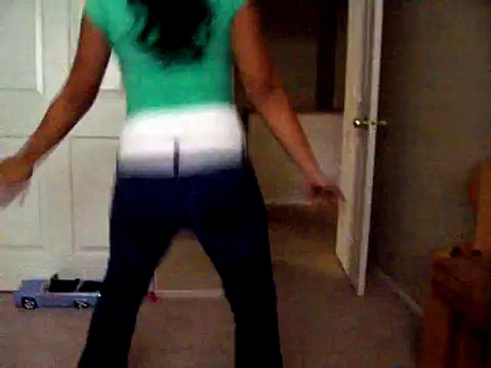 STEPHANIE'S GETTING DOWN AND DIRRTY