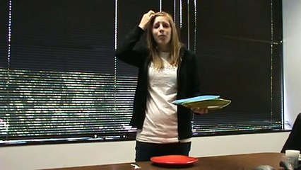 How to Serve and Clear Plates Like a Waitress