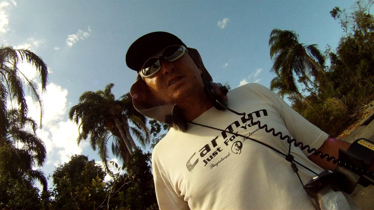 Nas praias de Ubatuba, em busca da vida, da felicidade,  da Natureza, dos mares, ,,,