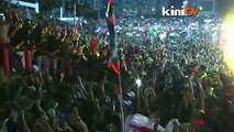 Tens of thousands reject GE13 results at Black 505 rally