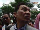 Anwar gives statement over sex video screening
