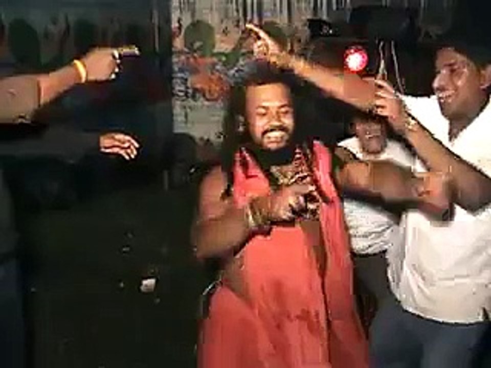 Indian Scam Sadhu Funny Dance
