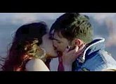 ABCD 2  Varun Dhawan And Shraddha Kapoor Hot Kiss