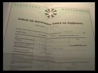 SKANDAL: Shkon për pasaportë, i thonë 'Ke vdekur'!