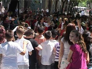 1 QERSHORI FESTE DHE URIME.mpg