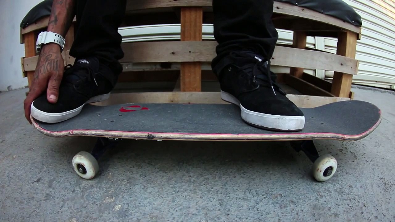 K-GRIND | TUTORIAL #SKATELIFE | NICHOLAS DIAS