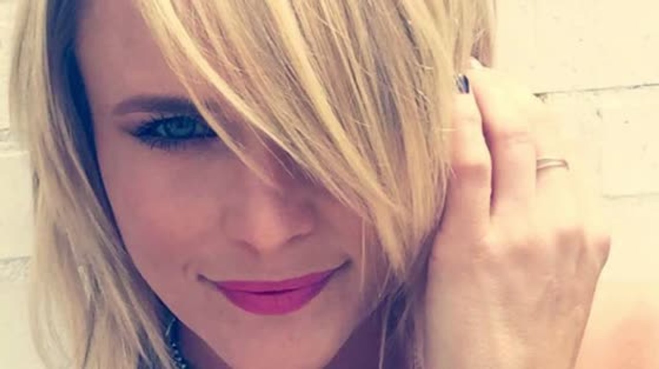 Miranda Lambert Changes Her Look With Platinum Blonde Hair