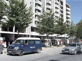 KONFLIKTI PER PRONEN - BANORET NE PROTESTE.mpg