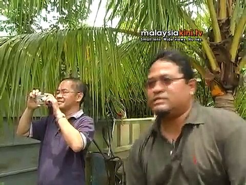 Selangor MB visits MRT route site