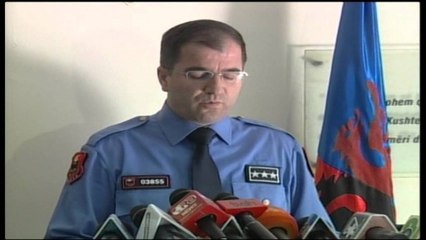 POLICIA E TIRANES PER AVOKATIN E POPULLIT