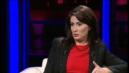 Zonja e parë Odeta Nishani rrëfehet në "Natën vonë".mpg