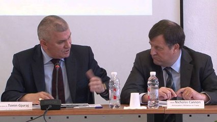 UET KESHILLI  BRITANIK