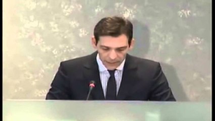 Policia greke dhunon te rinjte