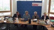 Merkel pranon doreheqjen e ministres