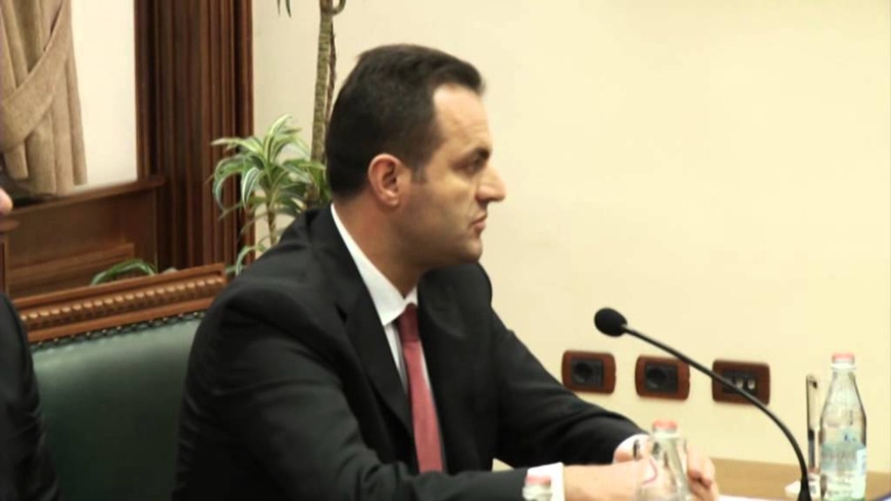 NISHANI DHE PROKURORET