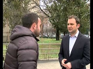 'Facebook', fansat e Gruevskit kundër Talat Xhaferrit