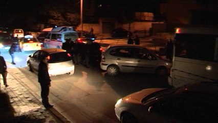 Tiranë, vritet me thikë në autobus 22-vjeçari