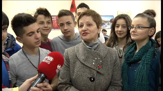 Festohet sot 7 Marsi, Dita e Mësuesit