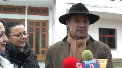 Ambasadori holandez ne Burrel