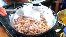 El Petronio también es gastronomía: Así se preparan unas empanadas de camarón