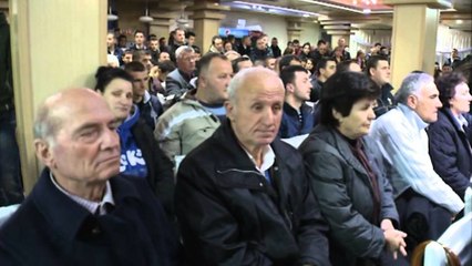 Antarësimet e reja në LSI, Meta: Betejat politike larg qytetarëve