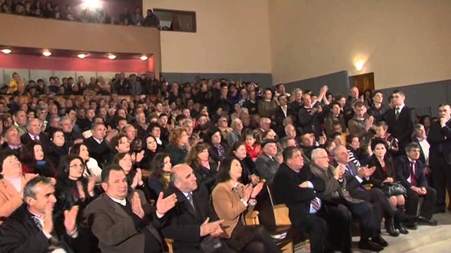 Rama prezanton Evis Kushin si kandidate per Elbasanin