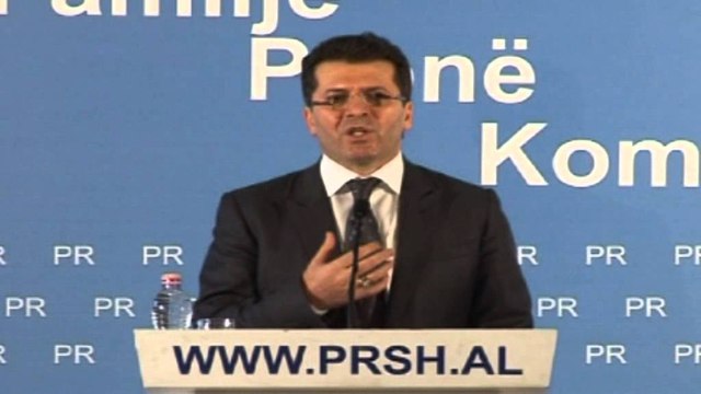 Mediu nis zyrtarisht fushatën, prezanton në Kombinat kandidatin për deputet