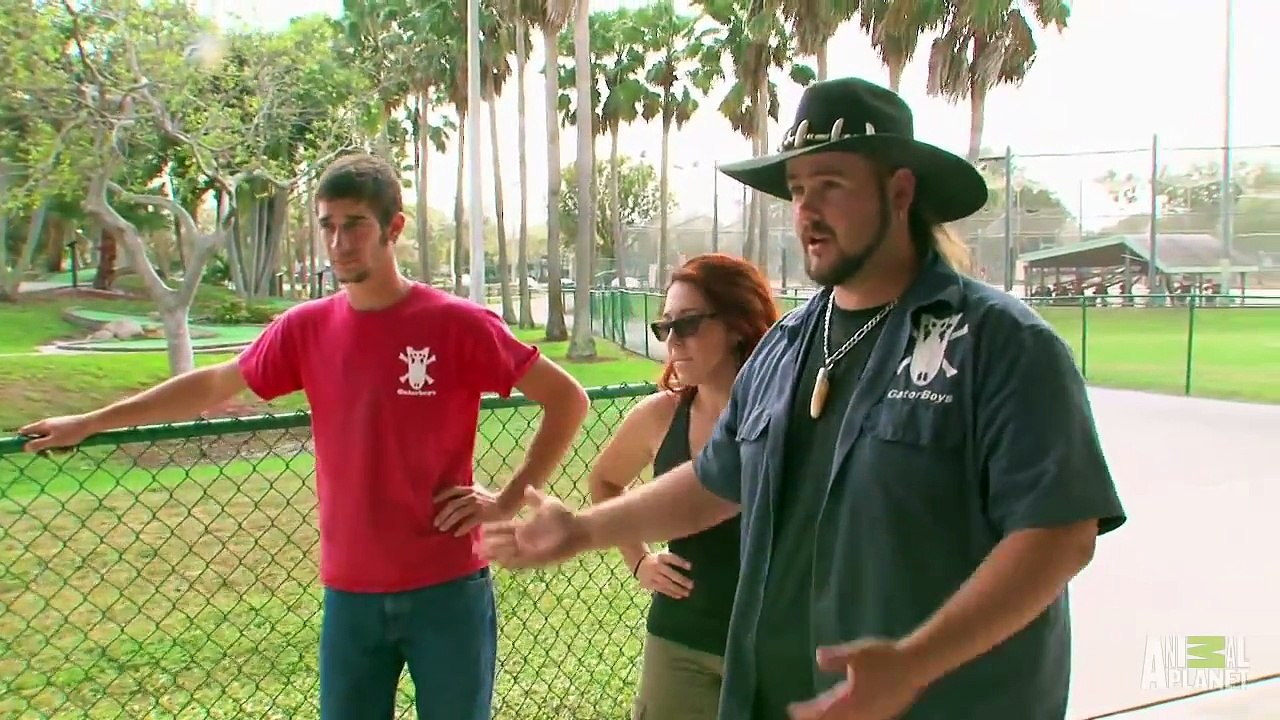 Gators and Mini Golf Don't Mix | Gator Boys