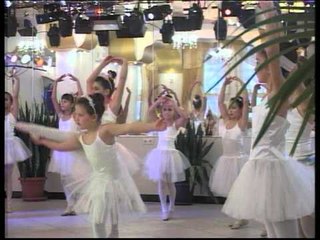 Balet - Shkolla e Baletit e Tasim Dajçit Schoppen