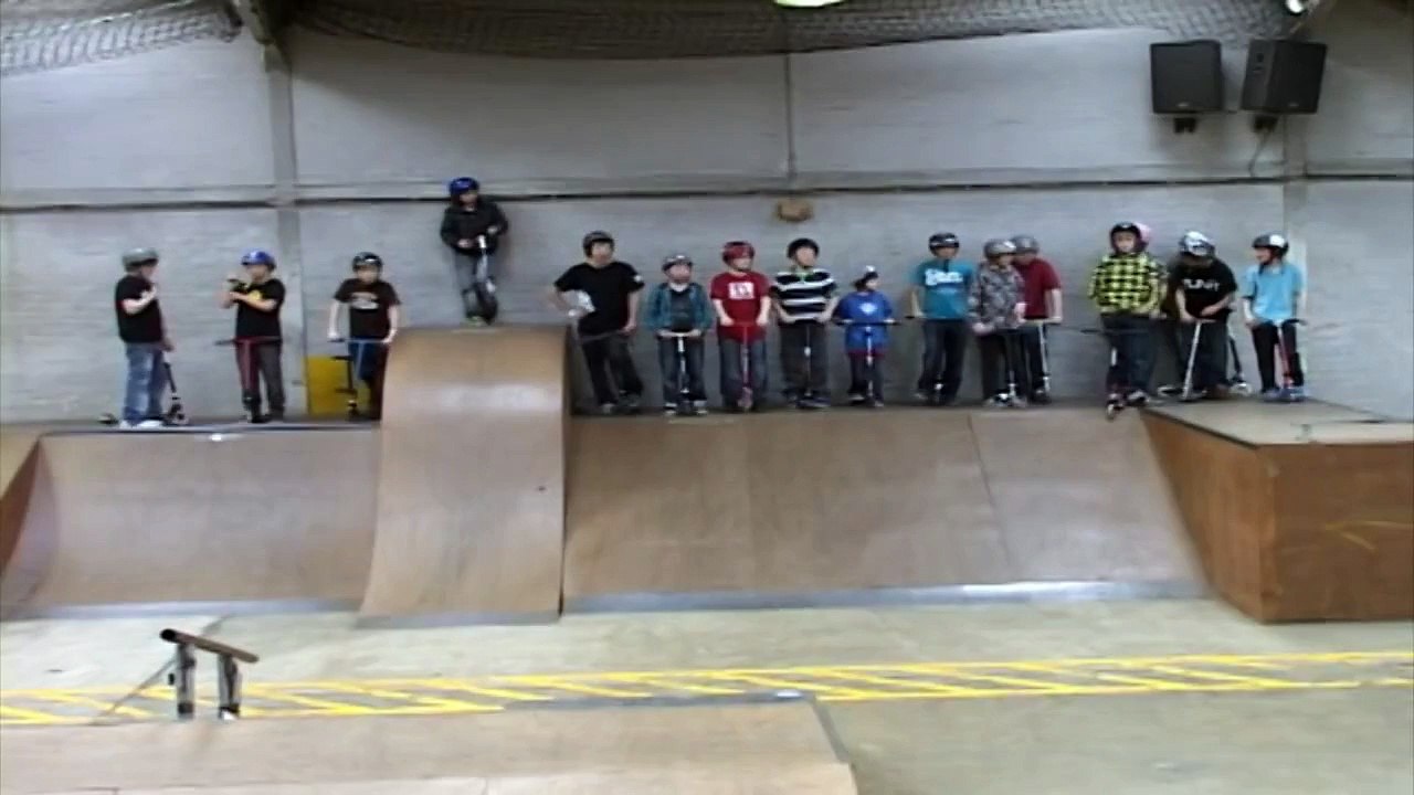 The Unit skate park | 2011 Scooter contest