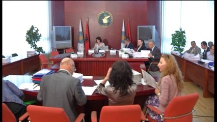 Ambasadori suedez: Të plotësohet KQZ, duhet të funksionojë me 7 anëtarë