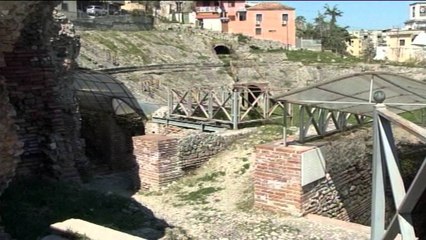 Durrës, mungesa e organizimit të komunitetit ndikon negativisht për turizmin