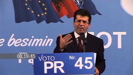 Mediu takime në Kuçovë: Prona dhe familja në qendër të programit