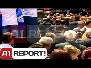 Burrel, qëlloi me gurë makinën e Berishës, prej 24 orësh në qeli