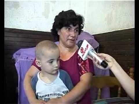 Familja Ajvazi, 10 anëtarë në kushte të vështira