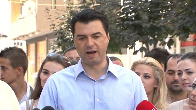 Basha: Deri në 2015, do të përfundojë ndërtimi infrastrukturës në çdo cep të Tiranës