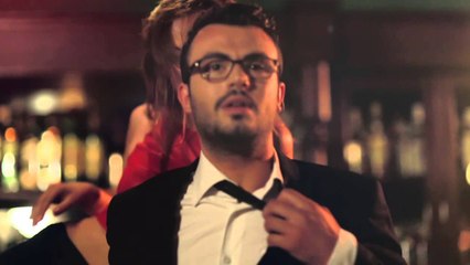 Nora Istrefi - Reklama Golden Eagle EROTIC